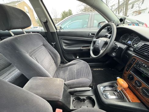Used 2001 Volkswagen Passat GLS image 19