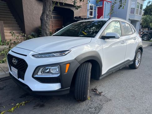 Used 2021 Hyundai Kona SEL w/ Cargo Package image 2