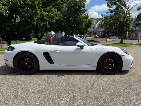 Used 2019 Porsche 718 Boxster GTS RWD image 5