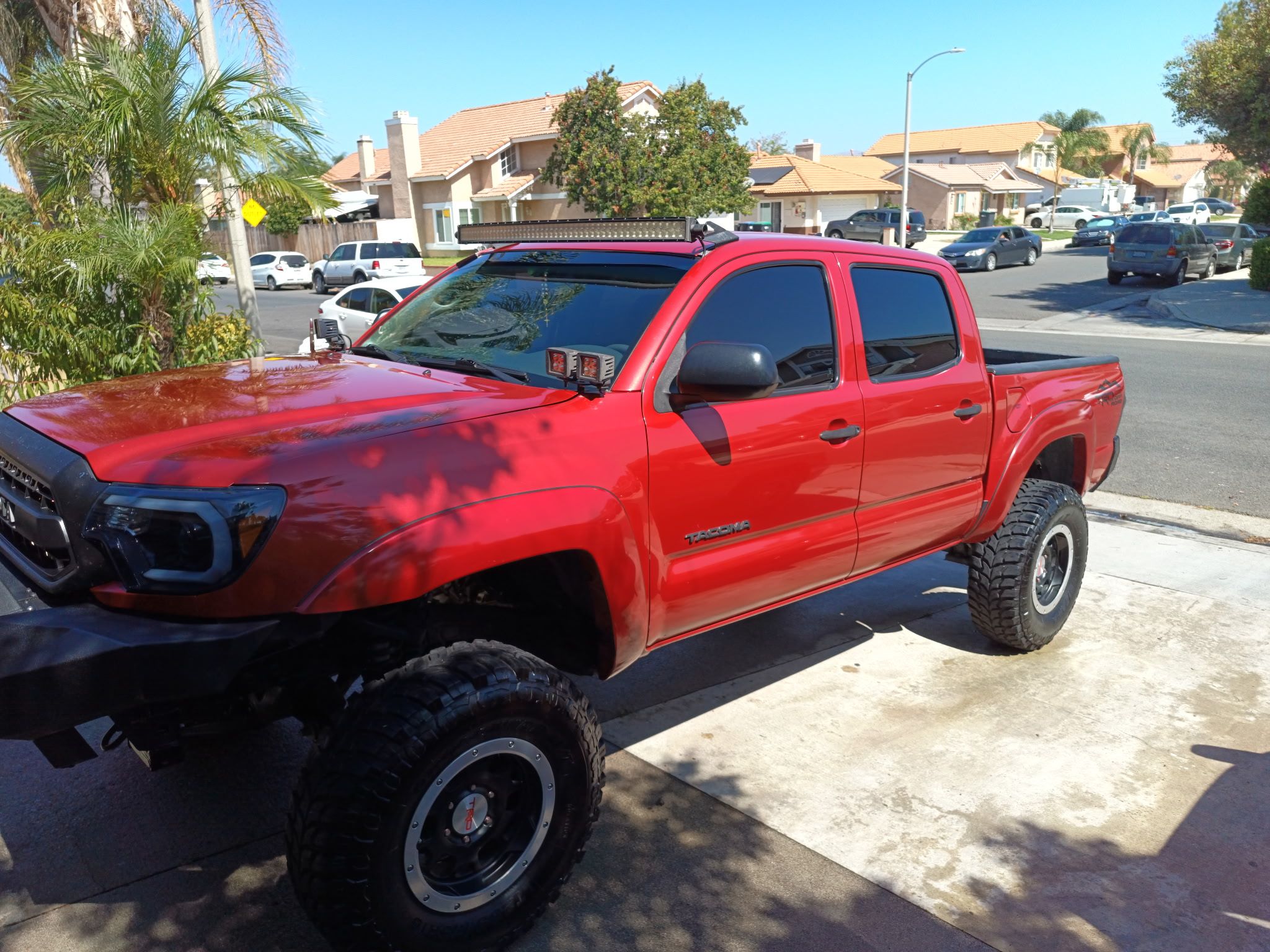 Used 2014 Toyota Tacoma PreRunner w/ SR5 Package RWD image 4