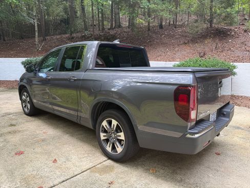 Used 2019 Honda Ridgeline RTL-T image 5