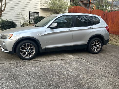 Used 2011 BMW X3 xDrive35i image 1
