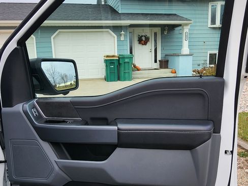 Used 2024 Ford F150 XLT w/ Tow/Haul Package image 23