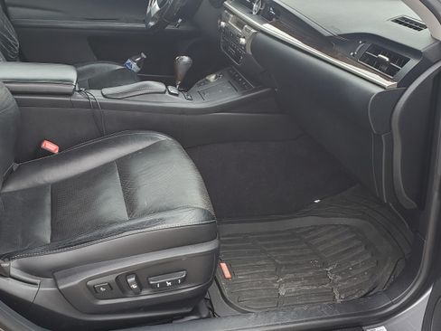 Used 2013 Lexus ES 350 image 6