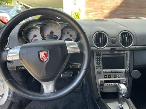 Used 2006 Porsche Cayman S RWD image 16