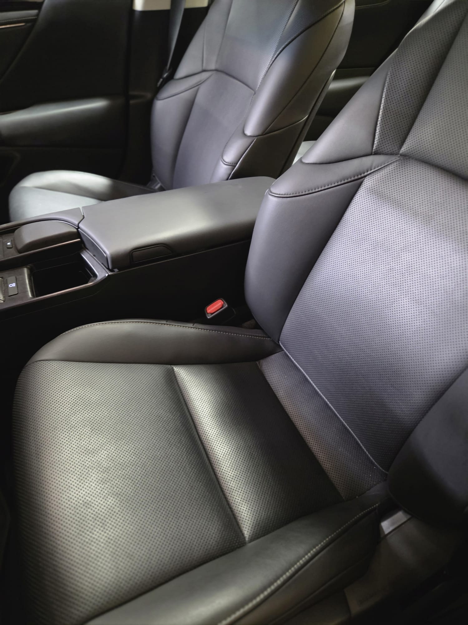 Used 2020 Lexus ES 350 w/ Premium Package FWD image 12