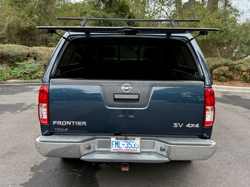Used 2019 Nissan Frontier SV image 9