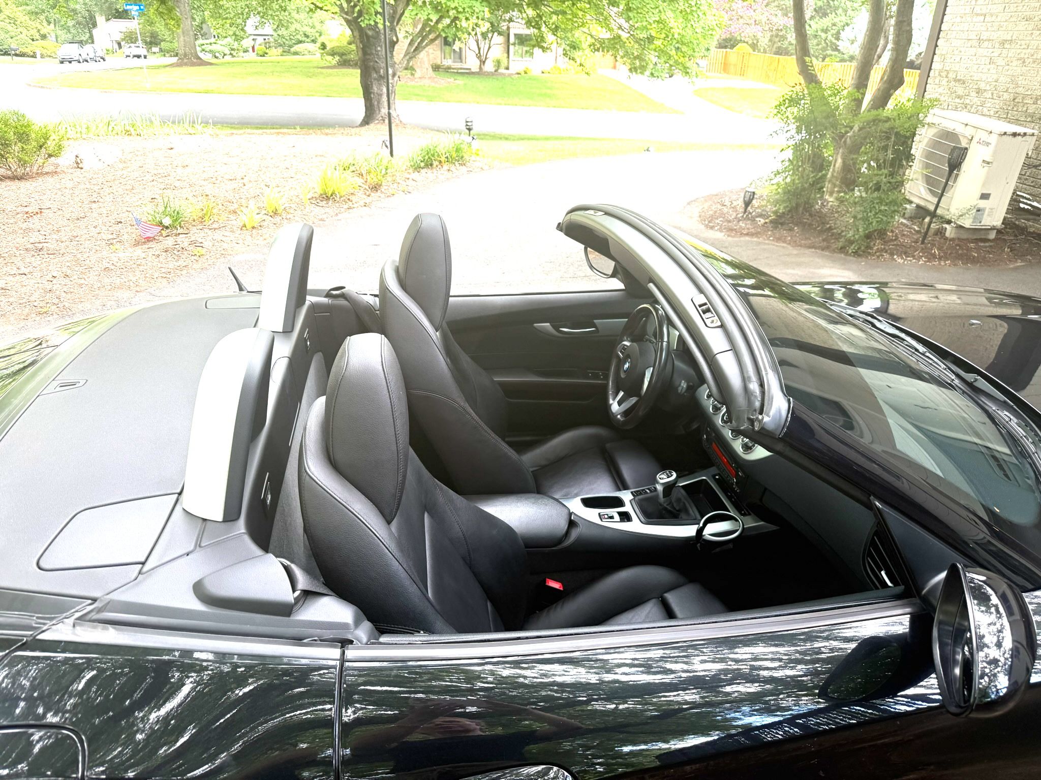 Used 2009 BMW Z4 sDrive35i RWD image 6