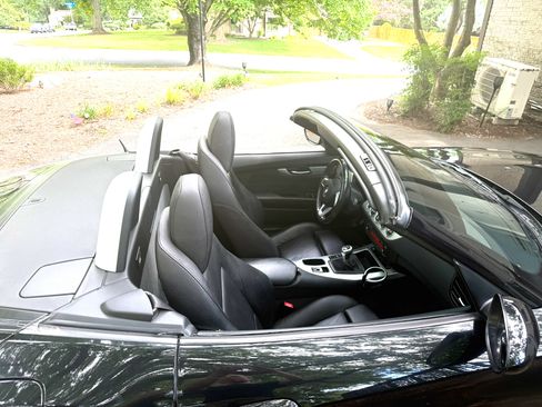 Used 2009 BMW Z4 sDrive35i RWD image 6