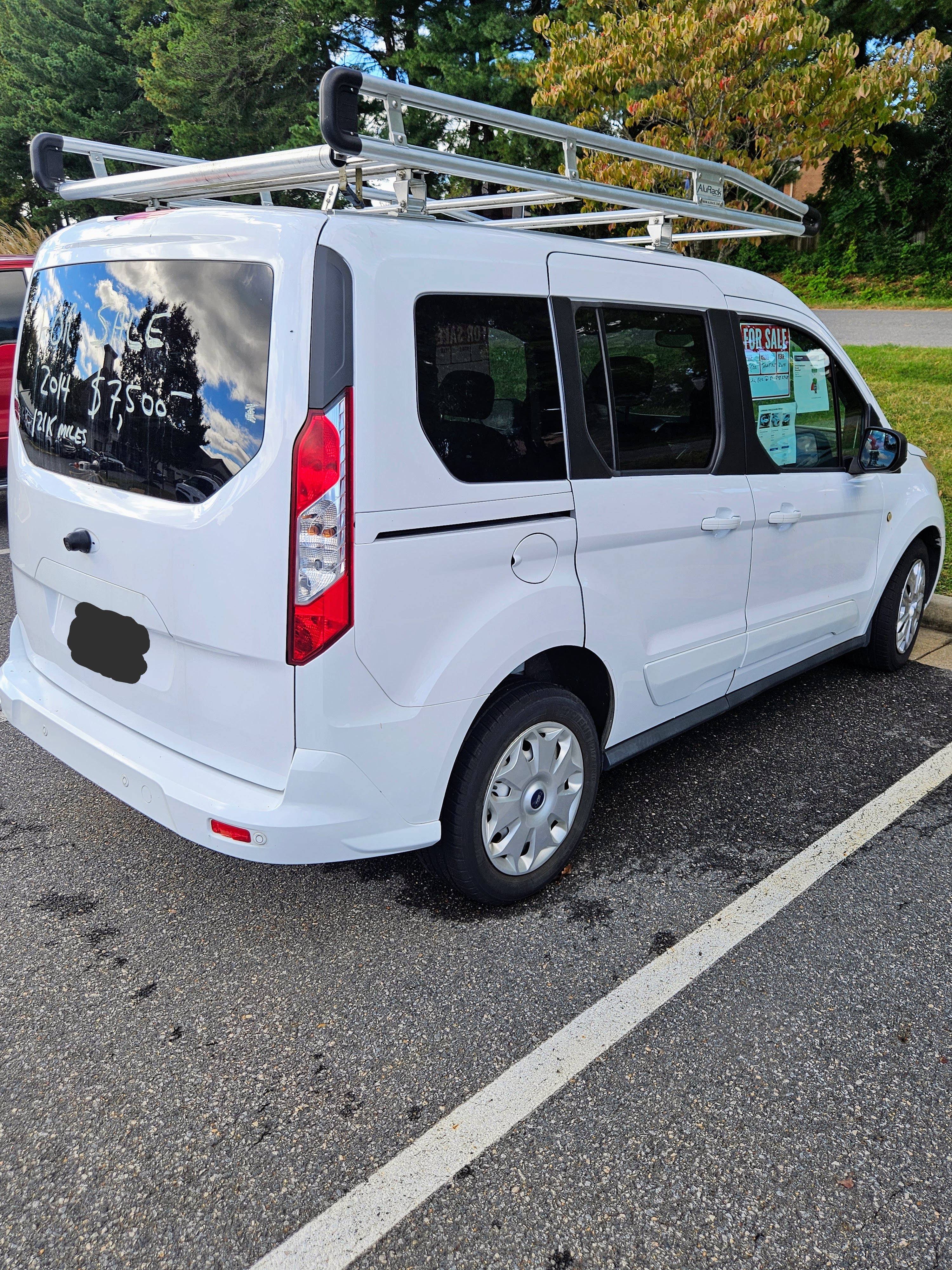 Used 2014 Ford Transit Connect XLT FWD image 2