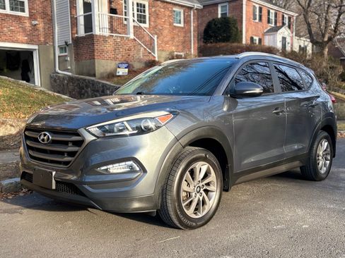 Used 2016 Hyundai Tucson Eco image 2