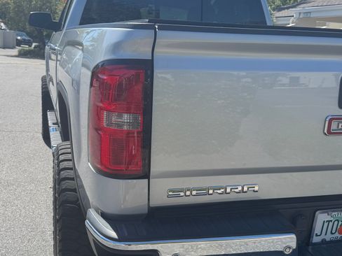 Used 2014 GMC Sierra 1500 SLT w/ Driver Alert Package AWD/4WD image 8