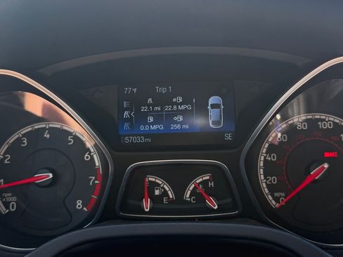 Used 2018 Ford Focus ST w/ Equipment Group 401A FWD image 12