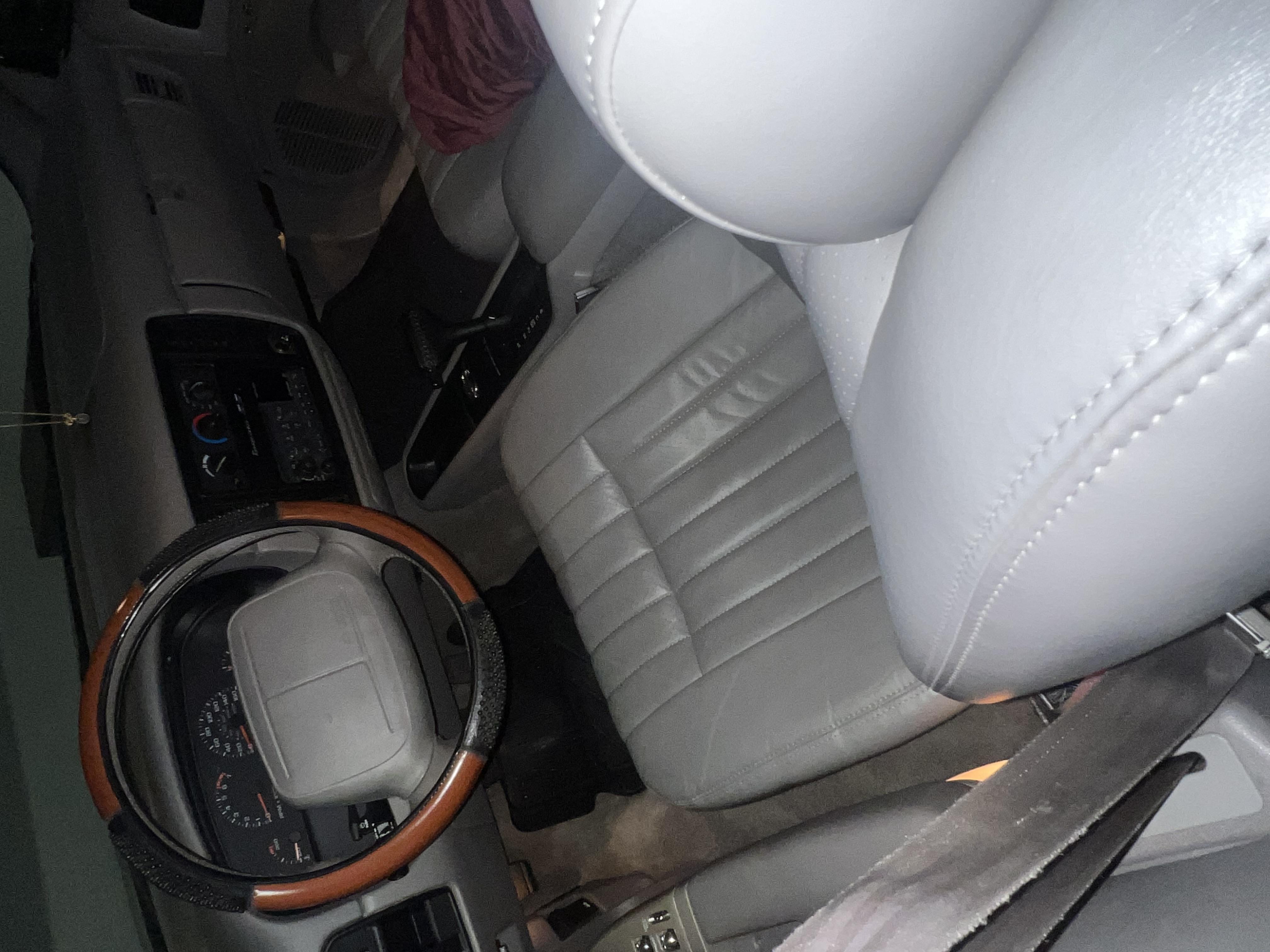 Used 1996 Chevrolet Impala SS RWD image 5