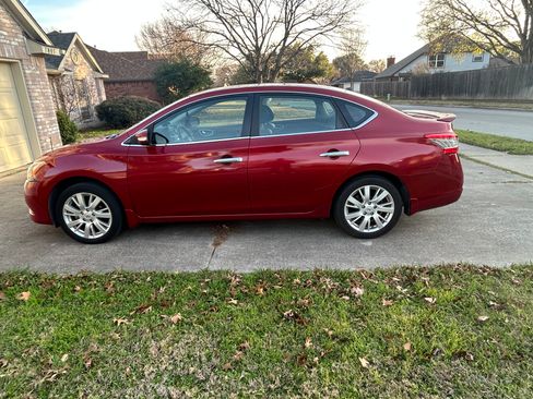 Used 2014 Nissan Sentra SL w/ Premium Package image 9