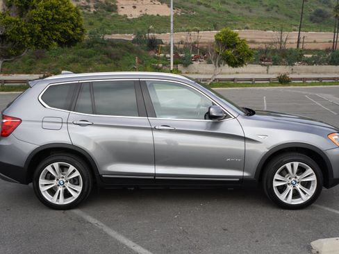 Used 2013 BMW X3 xDrive35i image 6