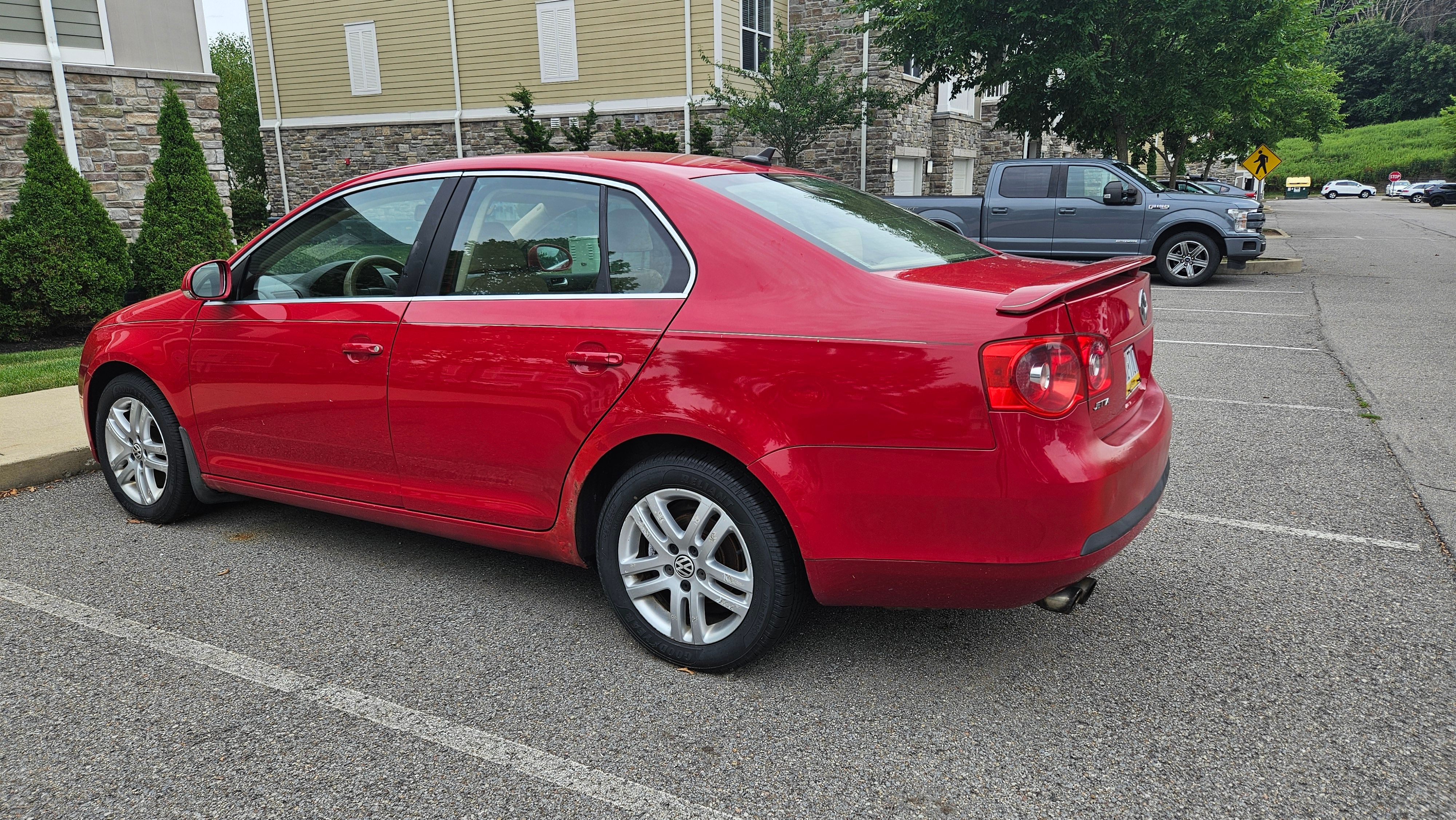 Used 2007 Volkswagen Jetta 2.0T FWD image 4
