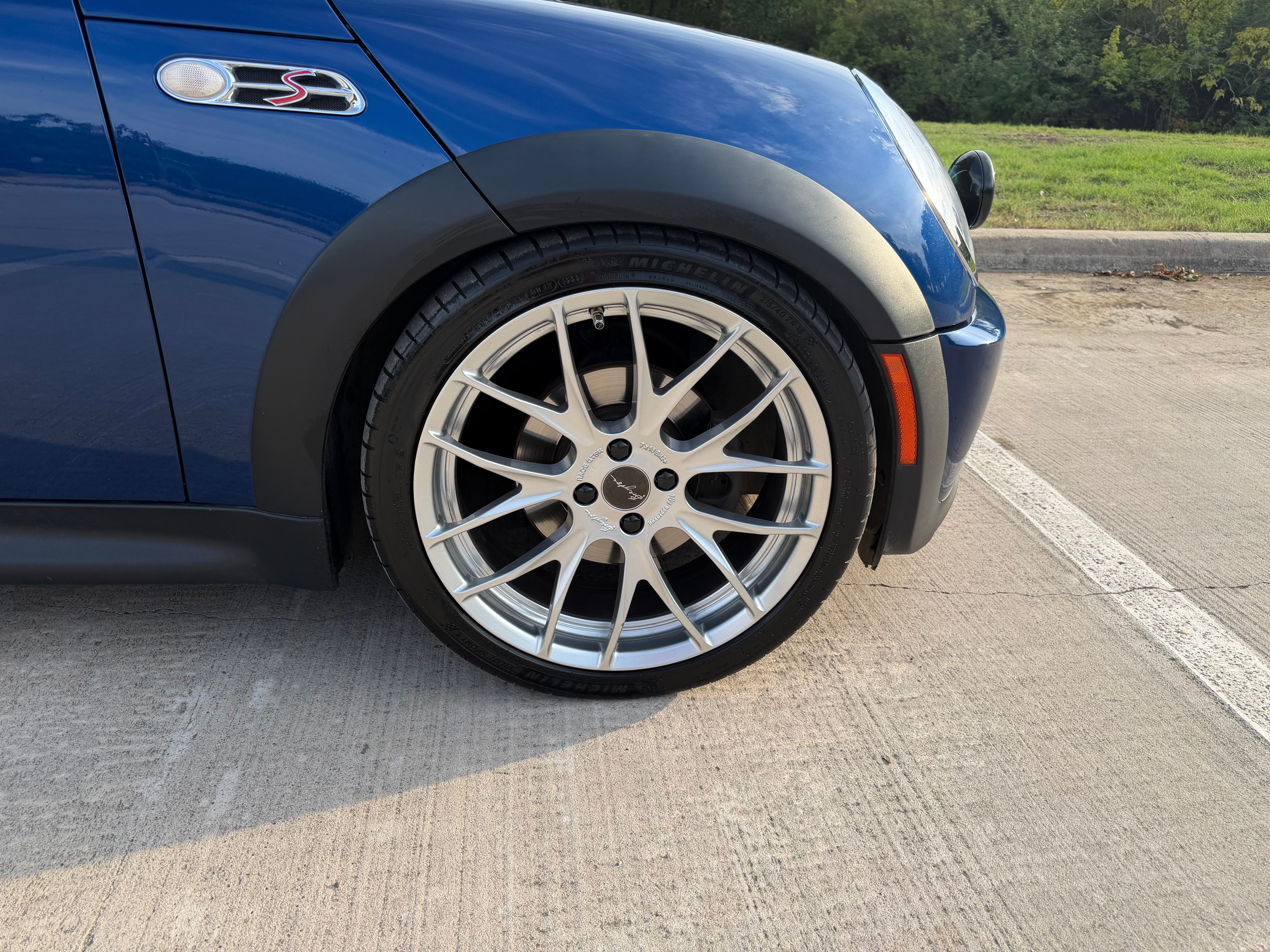 Used 2004 MINI Cooper S FWD image 18