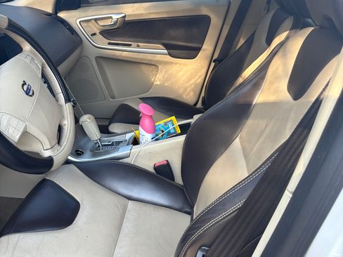 Used 2010 Volvo XC60 3.2 image 6