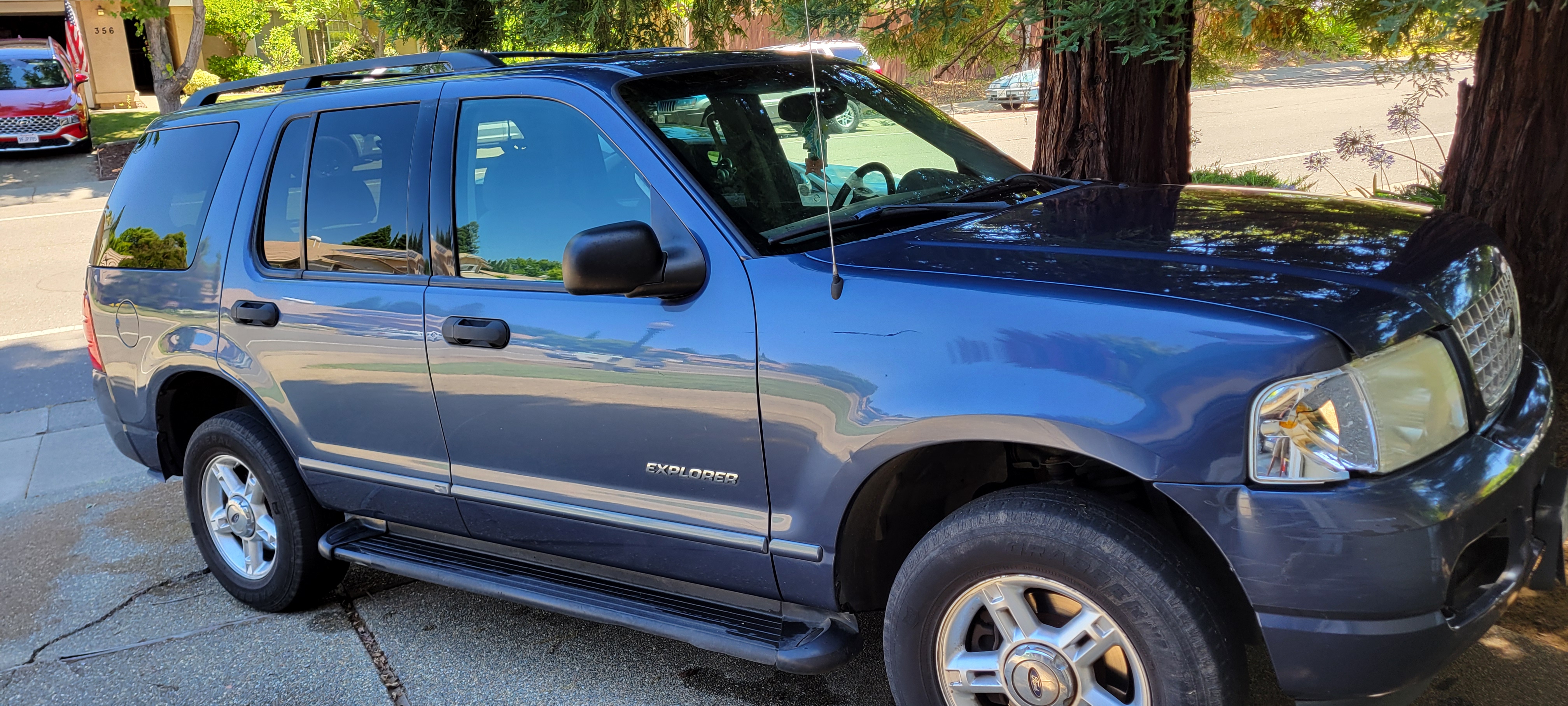 Used 2004 Ford Explorer Sport XLT AWD/4WD image 4