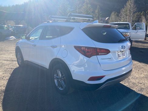 Used 2017 Hyundai Santa Fe Sport image 11