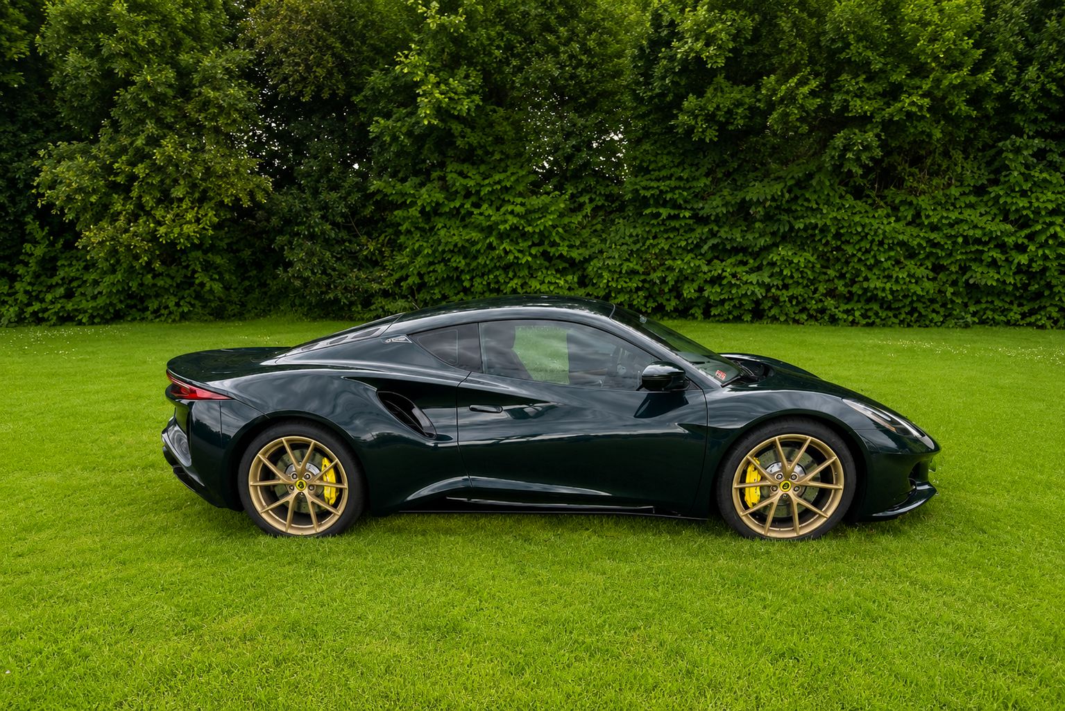 Used 2024 Lotus Emira First Edition RWD image 1