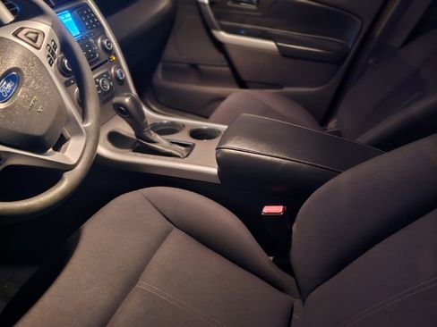 Used 2012 Ford Edge SE image 7