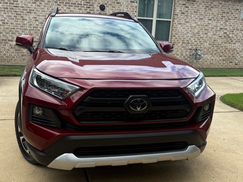 Used 2019 Toyota RAV4 Adventure AWD/4WD image 8