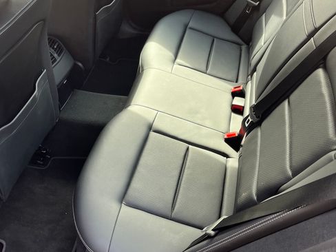 Used 2016 Mercedes-Benz E 350 4MATIC Sedan image 6