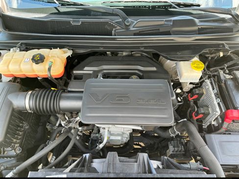 Used 2019 RAM 1500 Big Horn image 22