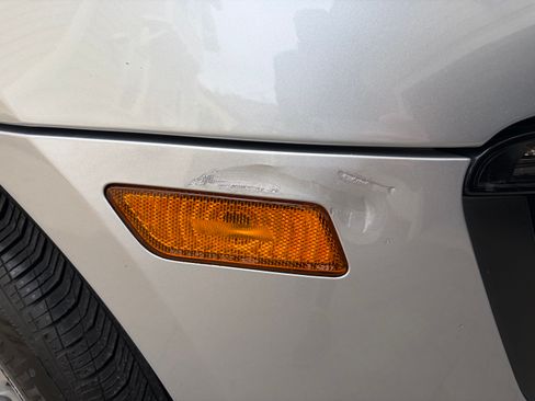 Used 2018 Porsche Macan Sport Edition image 17