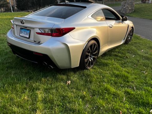 Used 2015 Lexus RC F w/ Premium Package RWD image 9