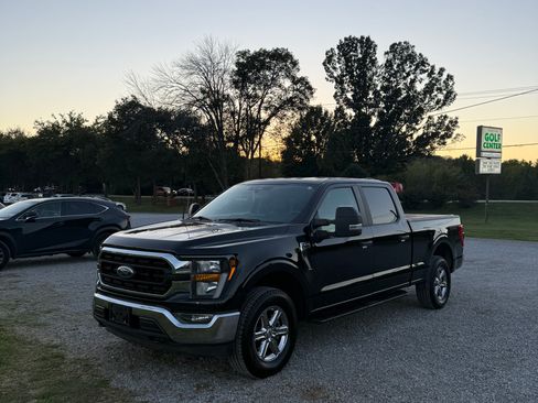 Used 2023 Ford F150 XLT w/ Trailer Tow Package image 1