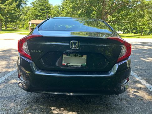 Used 2018 Honda Civic LX image 6