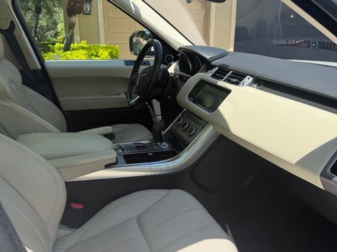Used 2017 Land Rover Range Rover Sport HSE AWD/4WD image 8