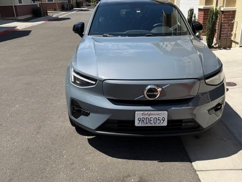 Used 2023 Volvo C40 P8 Recharge Ultimate w/ Protection Package Premier AWD/4WD image 8
