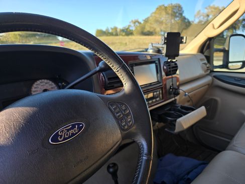 Used 2007 Ford F250 Lariat image 20