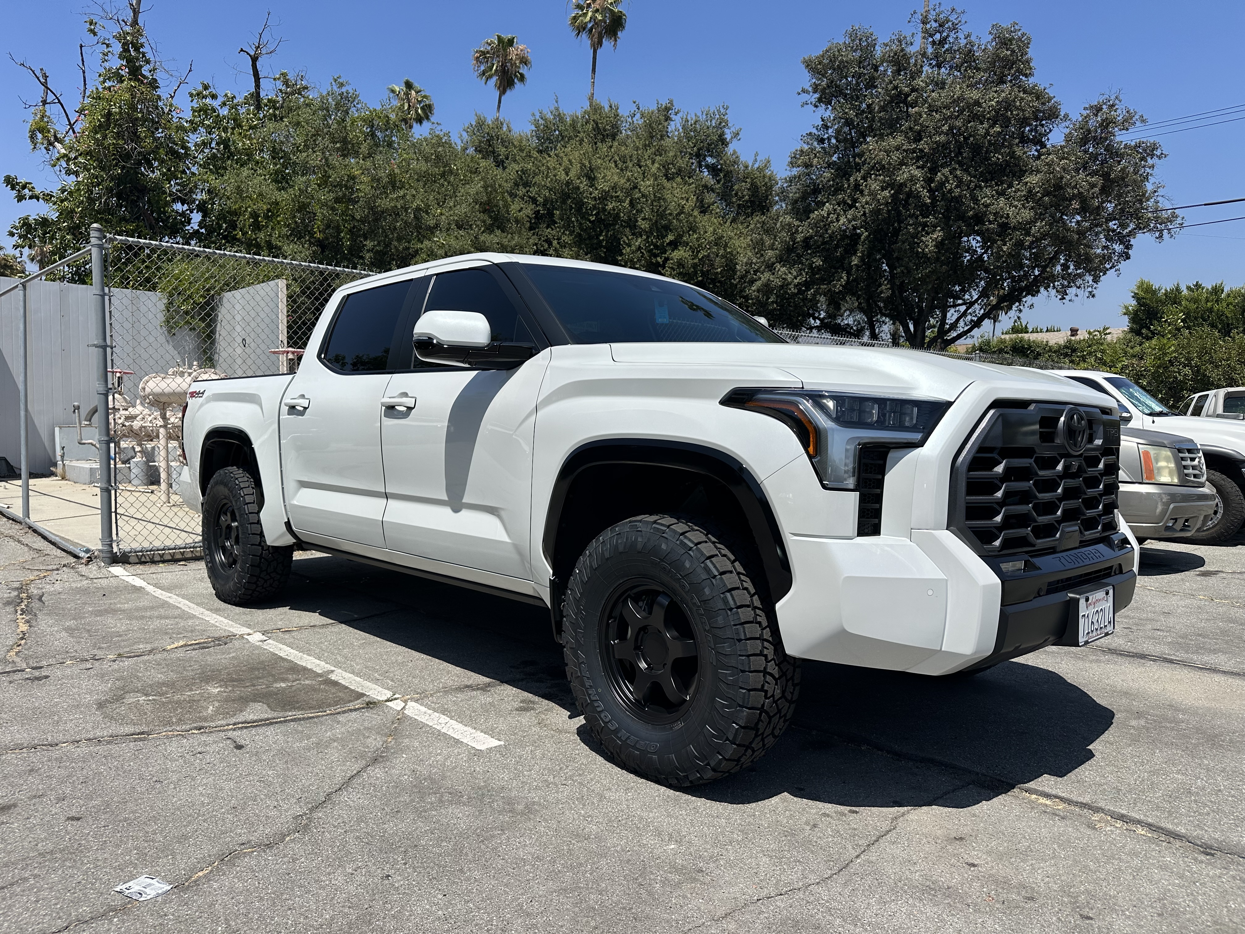 Used 2026 Toyota Tundra Platinum w/ TRD Off-Road Package AWD/4WD image 11