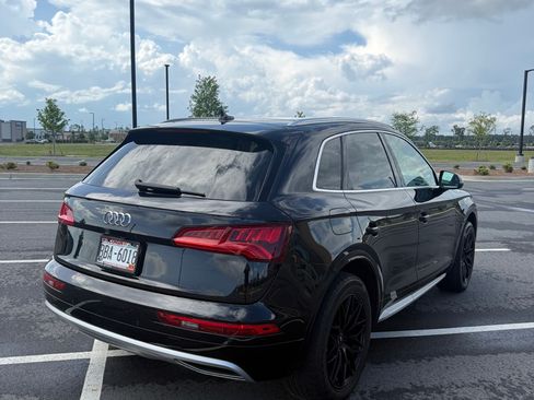 Used 2020 Audi Q5 2.0T Premium w/ Convenience Package AWD/4WD image 8