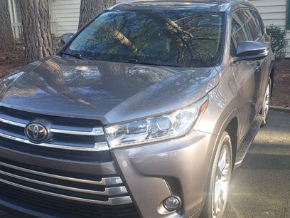 Used 2017 Toyota Highlander Limited