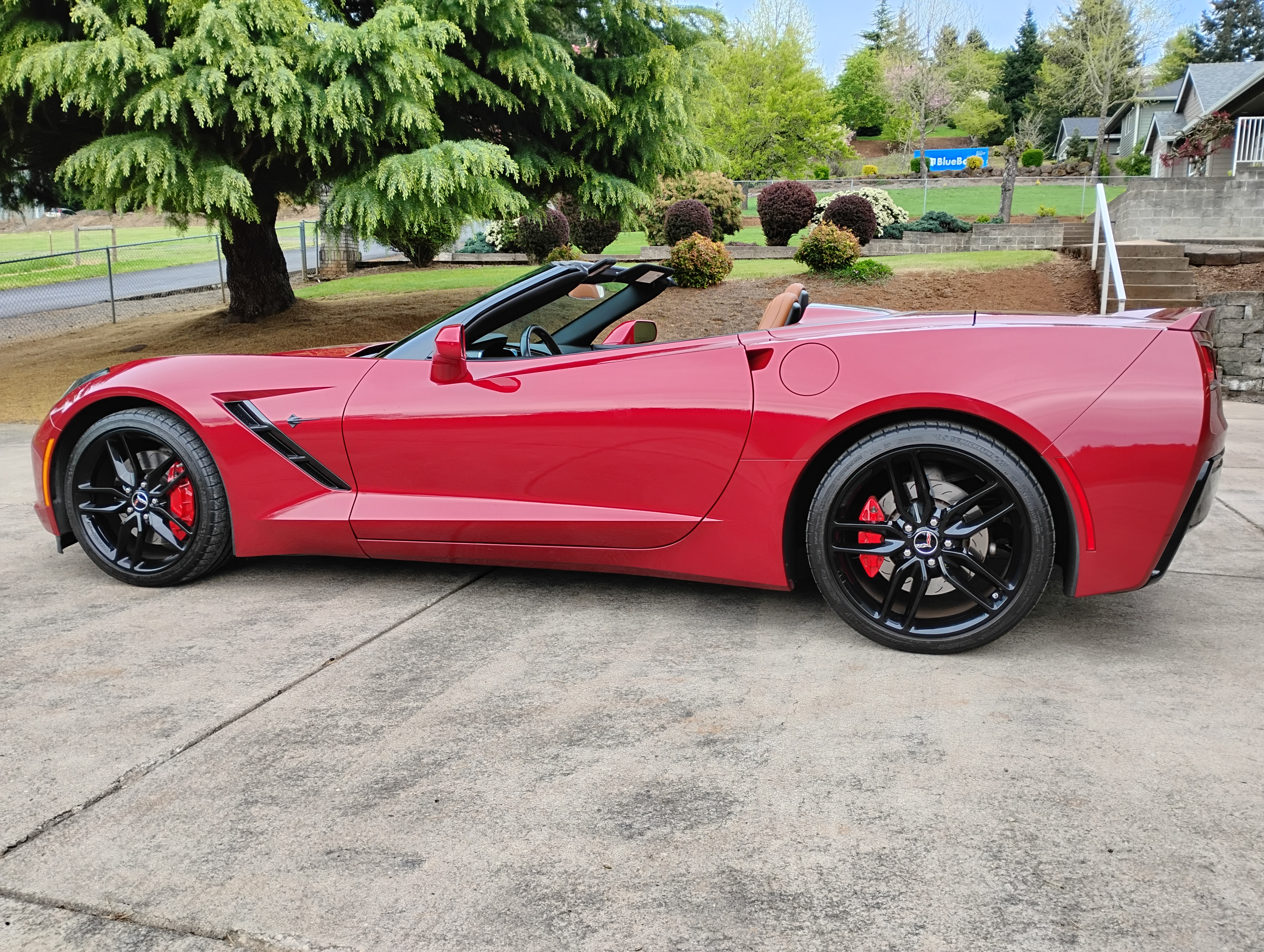 Used 2014 Chevrolet Corvette Stingray Convertible w/ 2LT Preferred Equipment Group RWD image 13