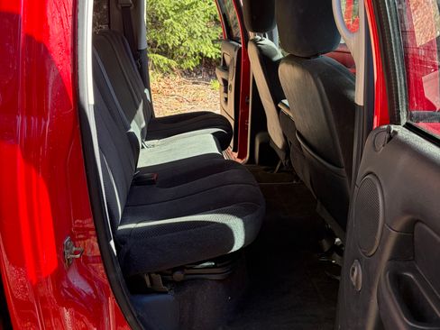 Used 2003 Dodge Ram 3500 Truck SLT image 12