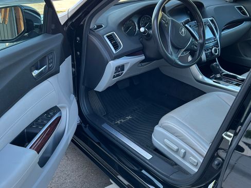 Used 2016 Acura TLX w/ Technology Package image 10