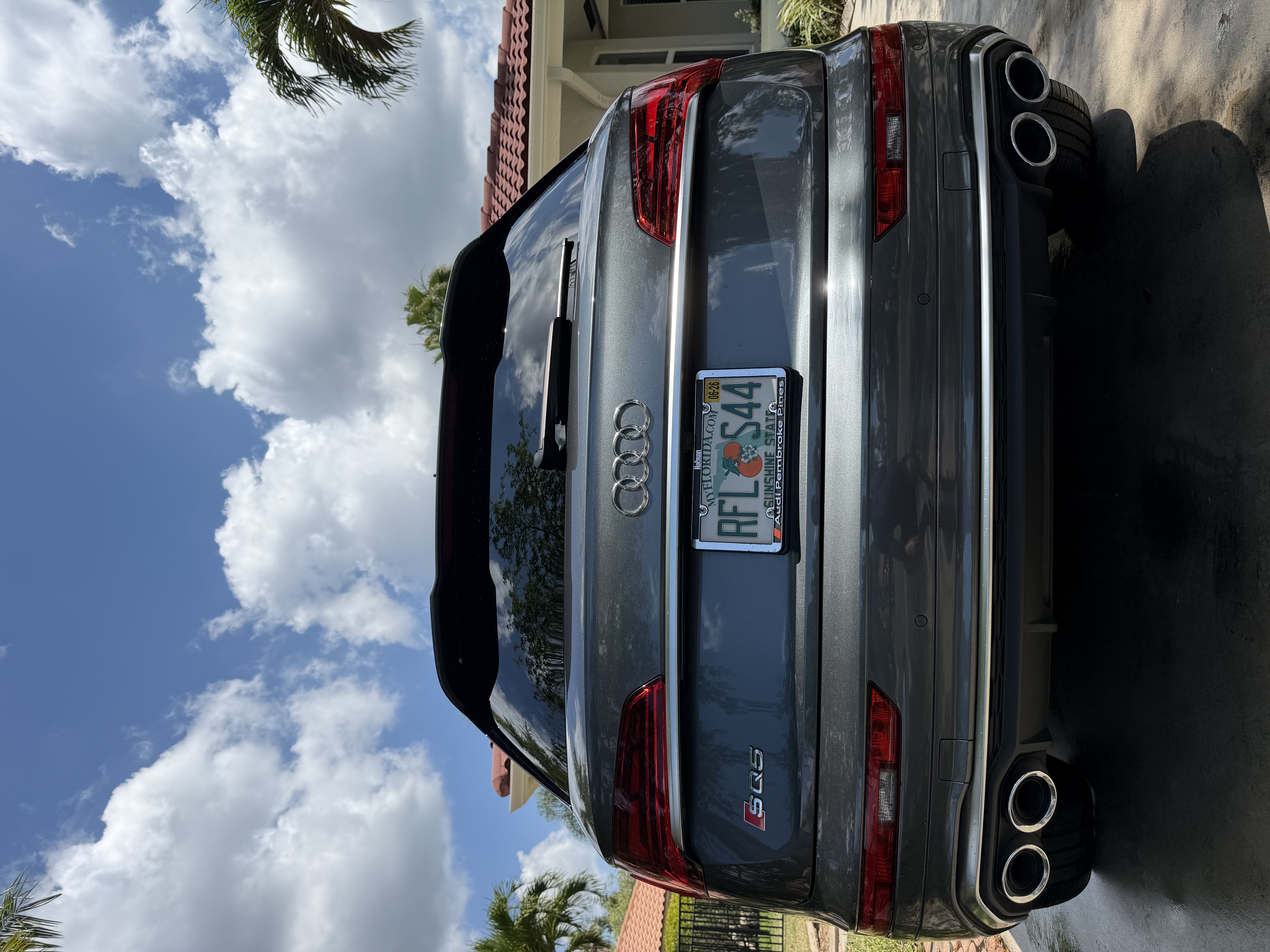 Used 2021 Audi SQ5 Premium Plus w/ Premium Plus Package AWD/4WD image 2