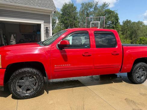 Used 2013 Chevrolet Silverado 1500 LT w/ All-Star Edition AWD/4WD image 6