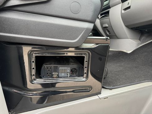 Used 2014 Mercedes-Benz Sprinter 3500 image 30