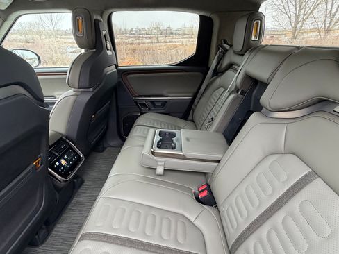 Used 2023 Rivian R1T Adventure image 13