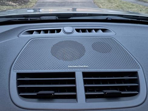 Used 2021 Polestar Polestar 2 image 28