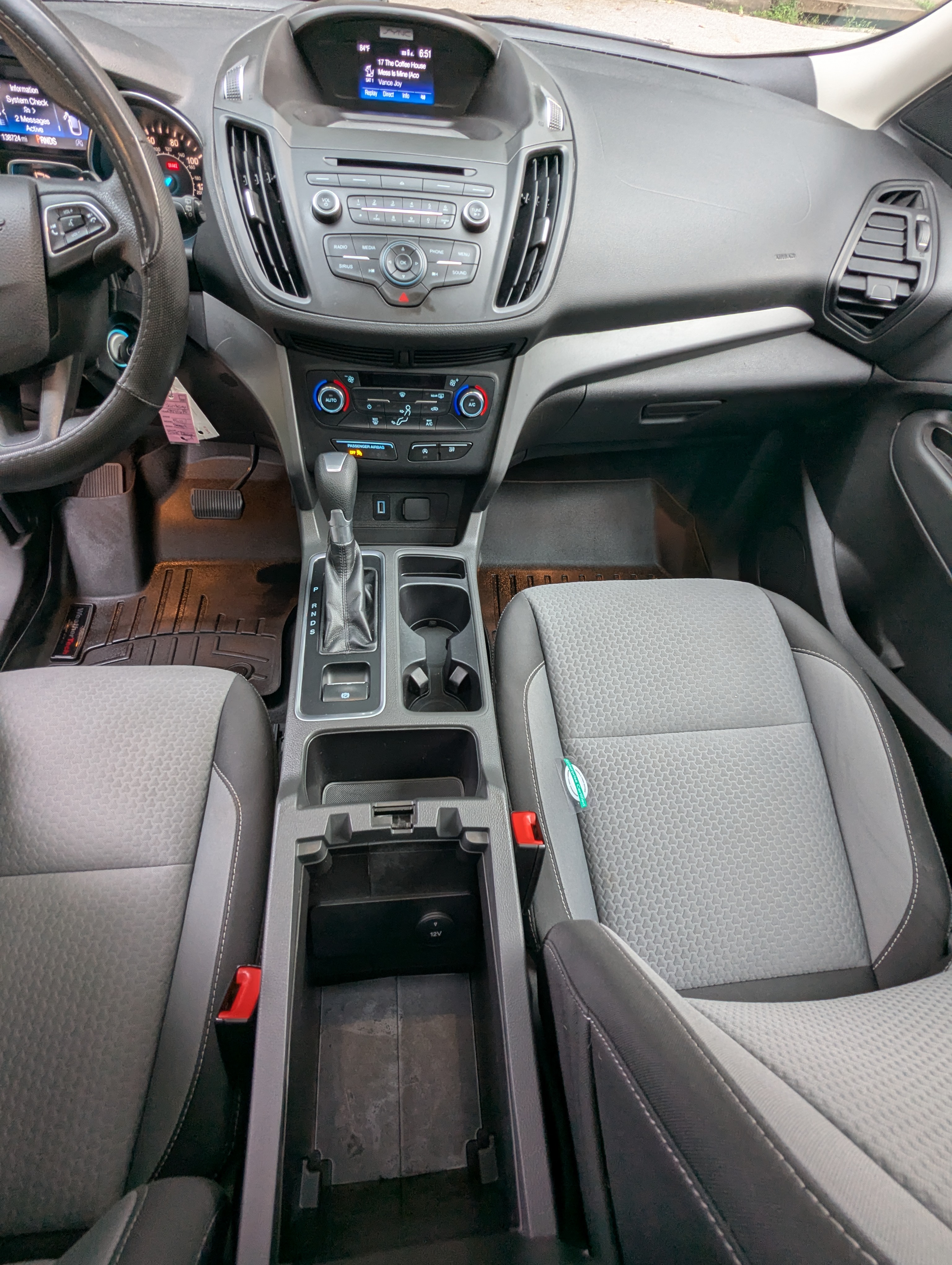 Used 2017 Ford Escape SE AWD/4WD image 16