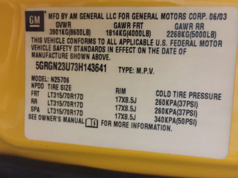 Used 2003 HUMMER H2 w/ Preferred Equipment Group image 2